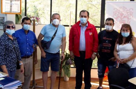 Alcalde (s) Christian Beals junto a dirigentes de las ferias Diego de Almagro.